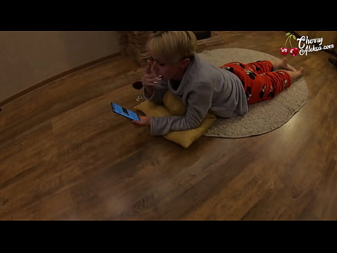 ❤️ Gekke Blondine Pijpt Enorme Pik en Stuitert Er Op - Anale Seks Super porn at nl.chengchengsm4.top ☑